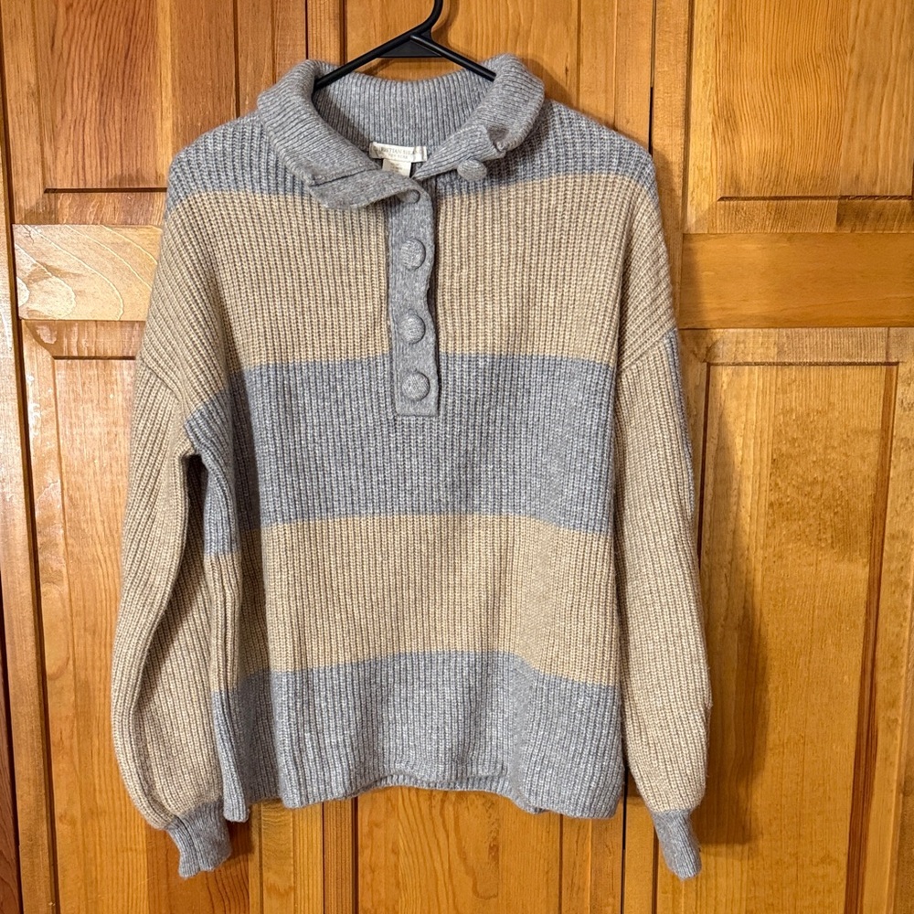 Christian Siriano Gray Knit Sweater